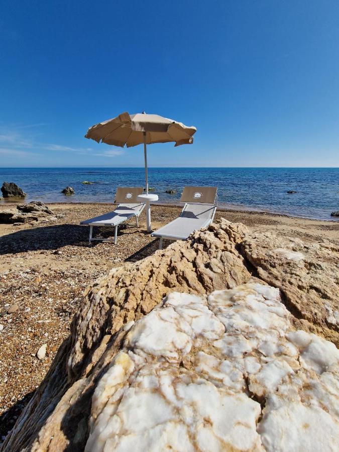 Tendu' Punta Bianca Glamping Camp Palma di Montechiaro Kültér fotó